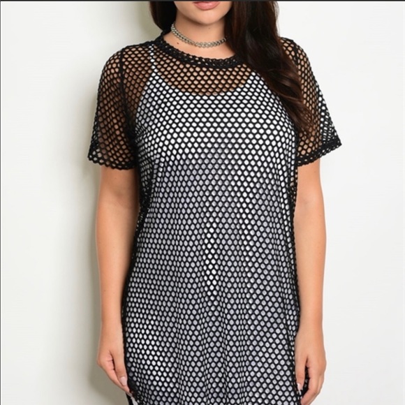 💗PLUS SIZE FISHNET DRESS - Picture 2 of 4